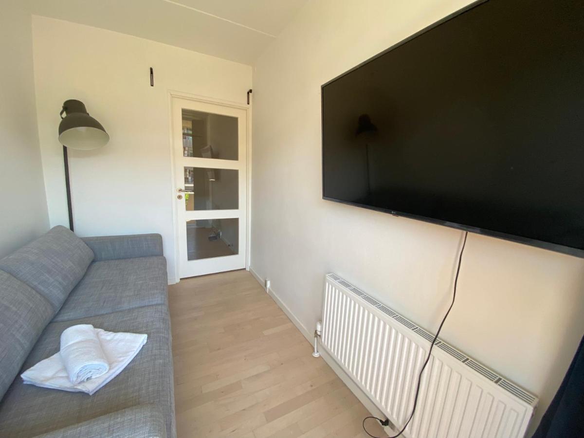 Central Copenhagen Apt With Balcony, Free Parking W Elevator エクステリア 写真